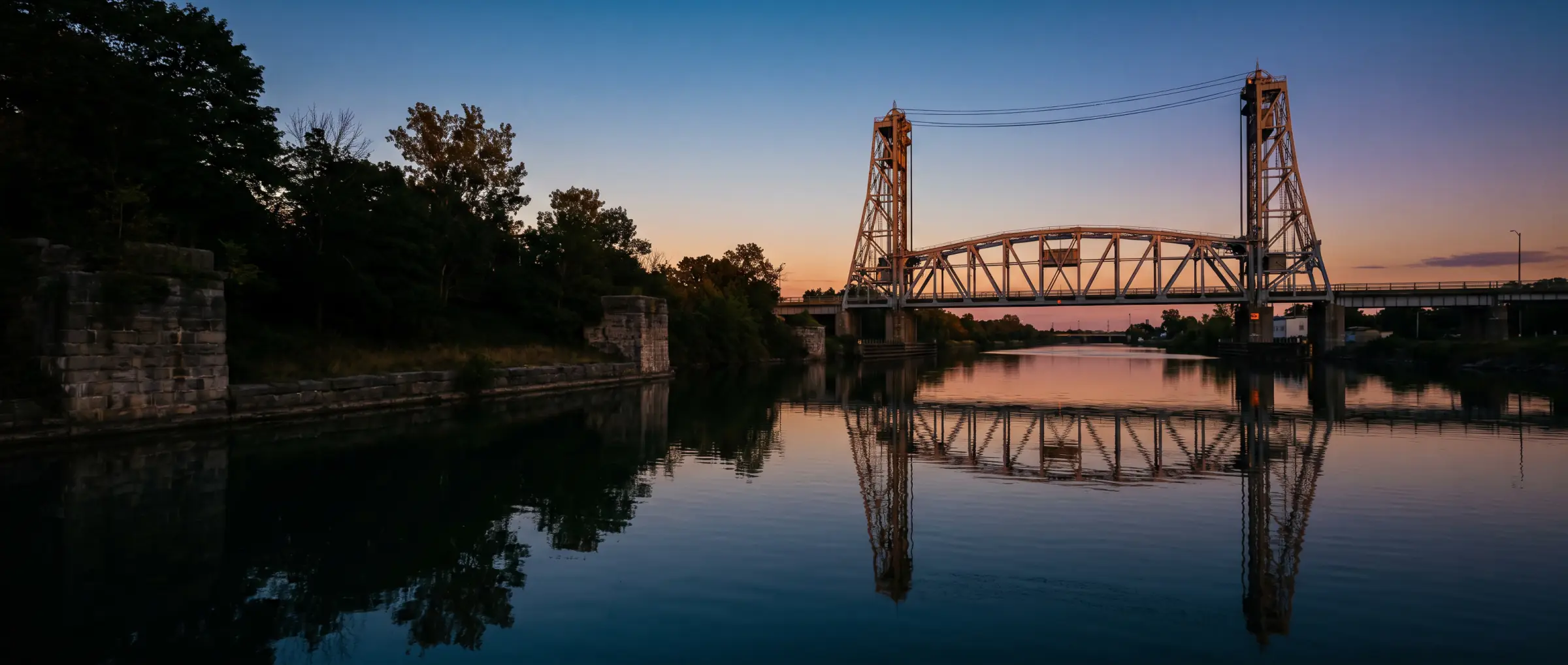 Christian-Owned Businesses in Welland, ON: the vertical lift bridge over the old canal